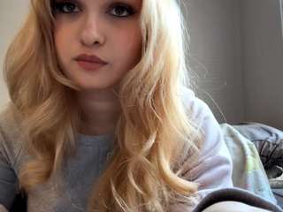 idellaliberti Live Webcam on CamSoda