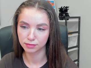 Jamalla18's cam show statistics and live stream