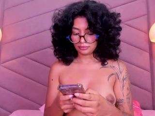 jazmine-bloom
