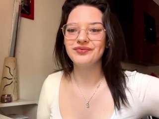 lylachamp's CamSoda show and profile