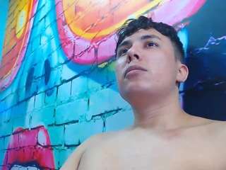 pamelaxtommy Live Webcam on CamSoda