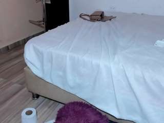 submissive-extremee webcam