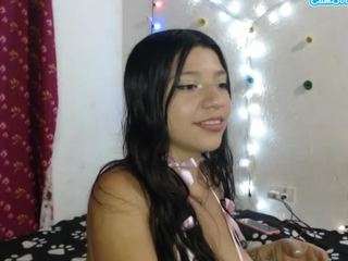 chloecandys Striptease live webcam