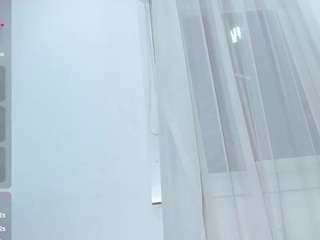 emily-prisston live webcam show