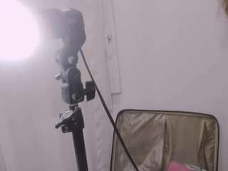 emily-prisston live cam preview