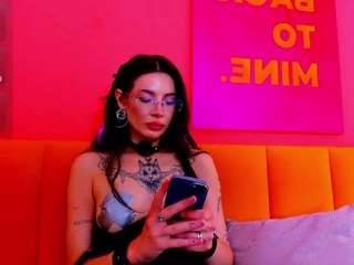 IvyDainty live webcam show