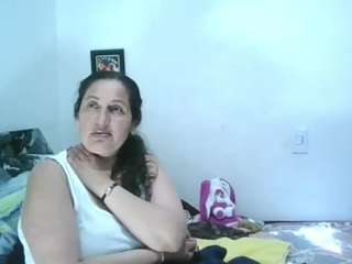 karlajimenez's CamSoda show and profile