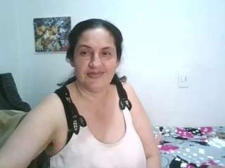 Live cam show with karlajimenez