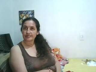 karlajimenez live cam preview