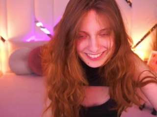 cuteefoxy live cam profile