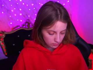 Live webcam model cuteefoxy on Soda Cams