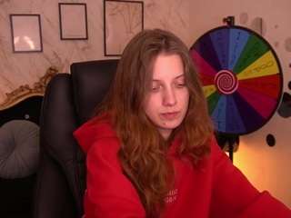 Ten model jest teraz na żywo. cuteefoxy
