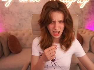 CuteeFoxy live webcam show