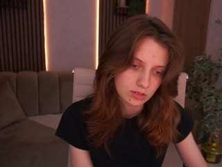 CuteeFoxy live cam preview