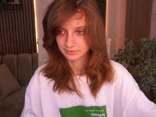 CuteeFoxy live cam preview