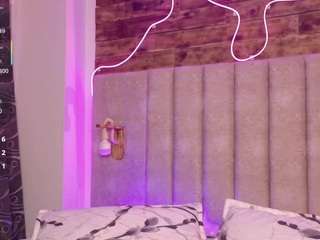 giselle-rossi's CamSoda show and profile