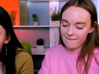 olivia-cat Live Webcam on CamSoda