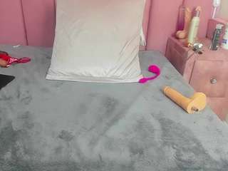 sofiidream, recent webcam model, live from Camsoda
