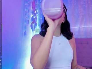 le modèle susannadoll est en webcam porno dans un show sur le site camsoda, il possède les tags suivants: ahegao,anal,wet,tattoos,squirter,squirt,spank,skinny,sexy,seduction,pussy,natural,naked,moaning,messy,hairy,full nudity,fingering,ass,ass bouncing