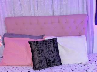 susannadoll Live Webcam on CamSoda