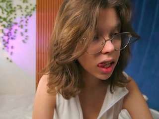 xonalenei Sex Cam Show