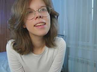 Xonalenei live webcam show