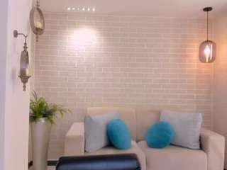 bellathompson webcam