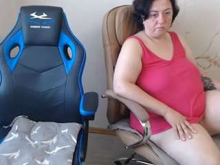 BertieAdeline live cam on CamSoda
