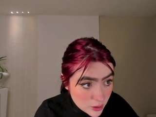 daliarosex's CamSoda show and profile