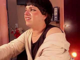hiddenhotcake, male webcam model,  years old, on live webcam
