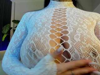 hottielillyxxx webcam