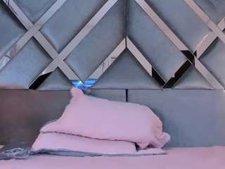 Junescollins live webcam on Soda Cams