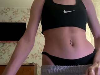 mozelleswaney live cam profile