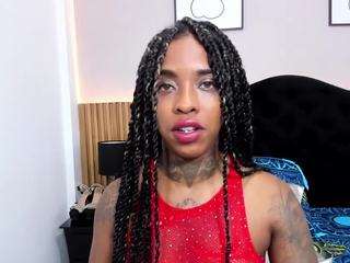 paulineefox