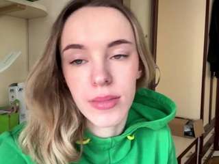 Live webcam model rhodaradke on Soda Cams