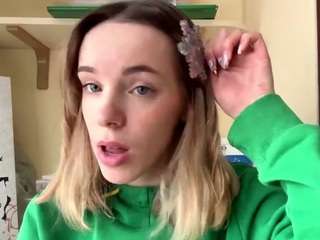 Live webcam model rhodaradke on Soda Cams