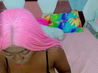 sabriana-smith's CamSoda show and profile