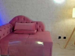 sashabaex Moaning live webcam