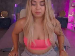 susiegirll live webcam show