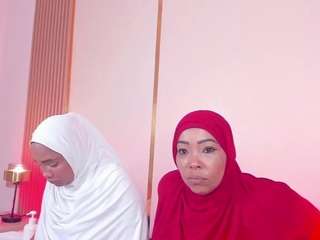 helen-camila Live Webcam on CamSoda