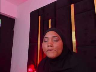 helen-camila Live Webcam on CamSoda