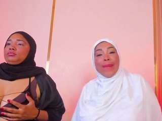 helen-camila Tattoo live webcam