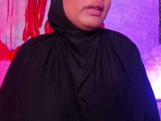 helen-camila's CamSoda show and profile