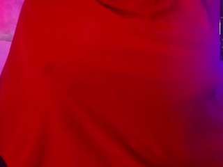 helen-camila's CamSoda show and profile