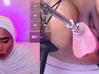 helen-camila's CamSoda show and profile