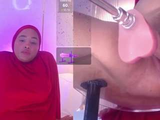 helen-camila's CamSoda show and profile