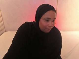 هذا النموذج مباشر الآن. helen-camila