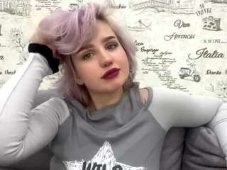 ingridmarino, female webcam model,  years old, on live webcam
