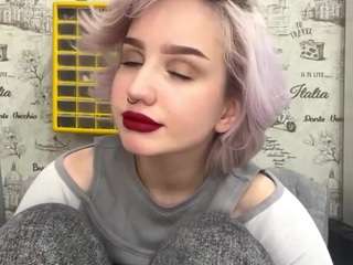 ingridmarino, female webcam model,  years old, on live webcam