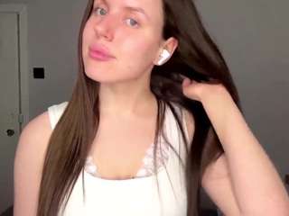 lorileeestain live cam profile